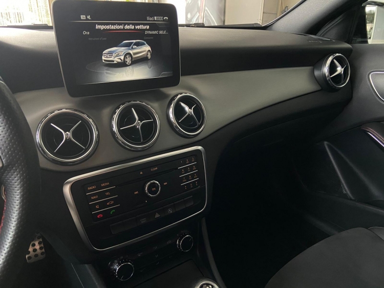 Mercedes-Benz Gla 200d premium